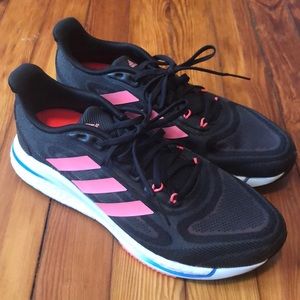 Brand new Adidas Womens sneakers size 8